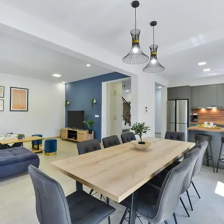 Rea 3 With Heated Pool * Privlaka (Zadar)