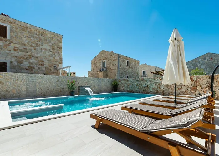 Willa Rea 3 With Heated Pool *