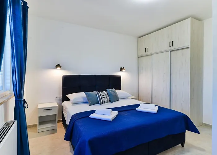 Rea 3 With Heated Pool * Privlaka (Zadar)